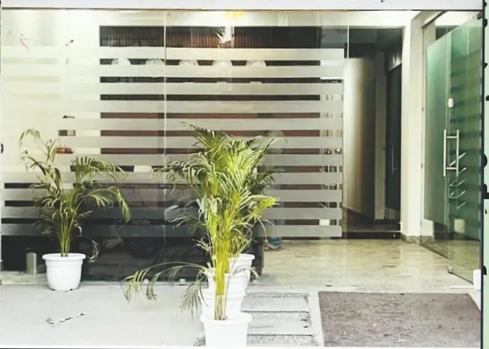Star Apartment